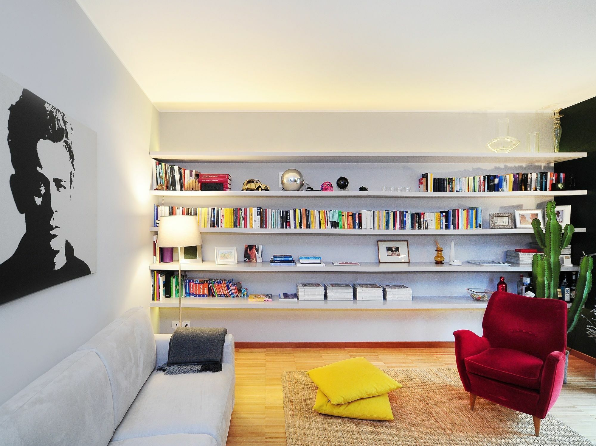 Urban District - Isola Exclusive 1br *